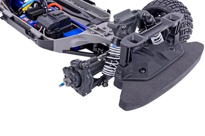 טרקסס רכב ראלי 1/10 דגם פורד פיסטה ST בראשלס VXL בצבע ירוק מוכנה לנסיעה