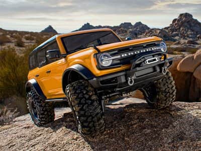 זחלן טרקסס 1/10 דגם ברונקו החדשה TRX-4 הנעה 4X4 מוכן לנסיעה ( צהובה )